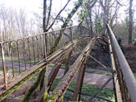 Passerelle de Chârost